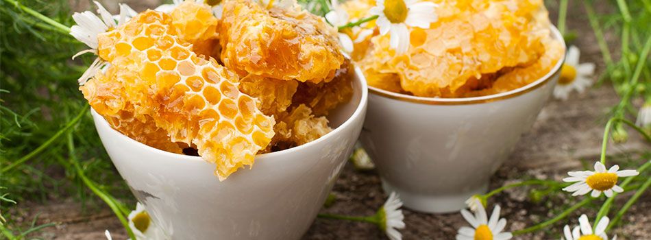 Beeswax: The Natural Skin Protectant that Soothes and Hydrates