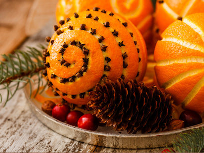 6 ingredients we love in Christmas skin care